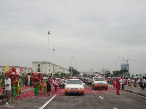 来宾市红水河二桥举行通车剪彩仪式 - 企业要闻 - 888集团电子游戏