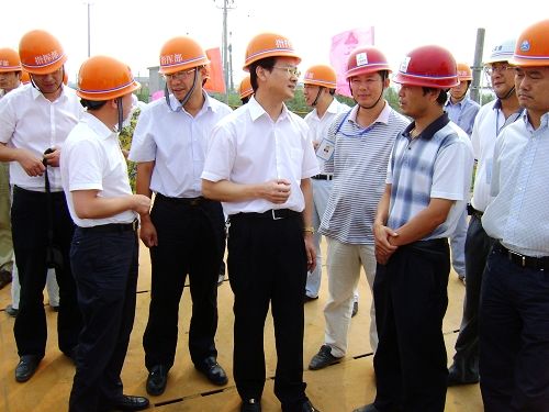 浙江省绍兴市副市长徐明光视察曹娥江袍江大桥 - 企业要闻 - 888集团电子游戏