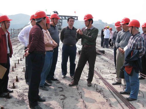 区交通厅副厅长梁毅一行到罗天乐大桥视察事情 - 企业要闻 - 888集团电子游戏