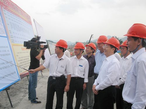 自治区党委书记郭声琨在六河10标视察时说：“你们很棒，，干得很是好” - 企业要闻 - 888集团电子游戏