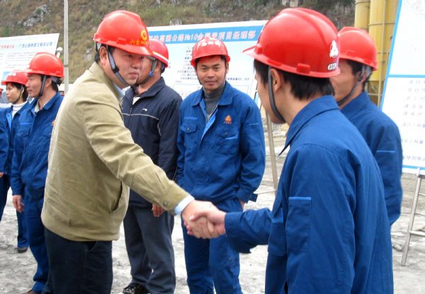 广西交通运输厅厅长潘巍莅临六河10标视察指导事情 - 企业要闻 - 888集团电子游戏