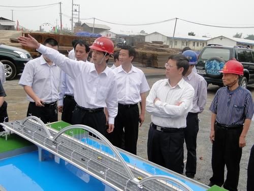 百色市委书记刘正东一行莅临百色市竹洲大桥、东合大桥检查指导事情 - 企业要闻 - 888集团电子游戏