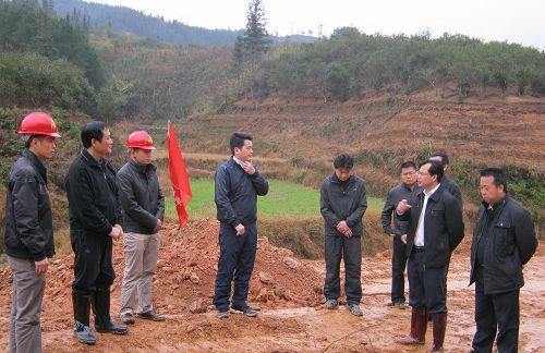 三江县委书记李楚视察龙吉大道节后工程建设 - 企业要闻 - 888集团电子游戏