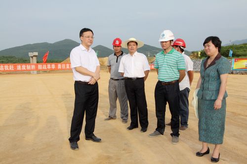 桂林市市长黄俊华莅临灌凤1标检查指导事情 - 企业要闻 - 888集团电子游戏