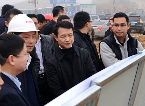 南宁市副市长魏凤君检查长堽路（凤凰岭路-高环）工程建设希望 - 企业要闻 - 888集团电子游戏