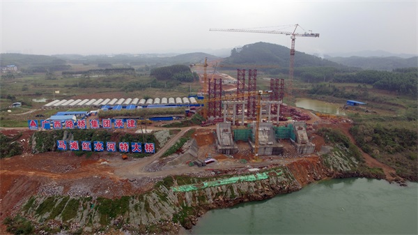 柳南改扩建№7标马滩红水河特大桥拱座乐成封顶  - 工程动态 - 888集团电子游戏