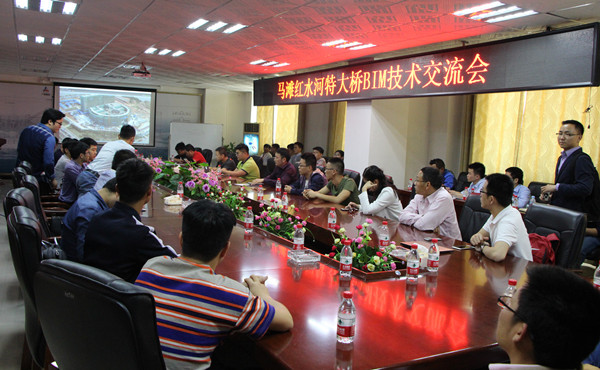 集团公司手艺中心一行到柳南改扩建№7、13标开展手艺交流活动  - 企业要闻 - 888集团电子游戏